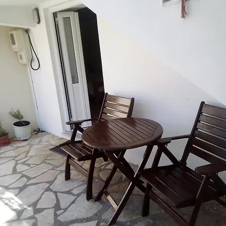 Liana Tatil Evi *